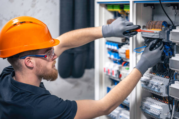 Best Circuit Breaker Repair  in Franklin Center, NJ